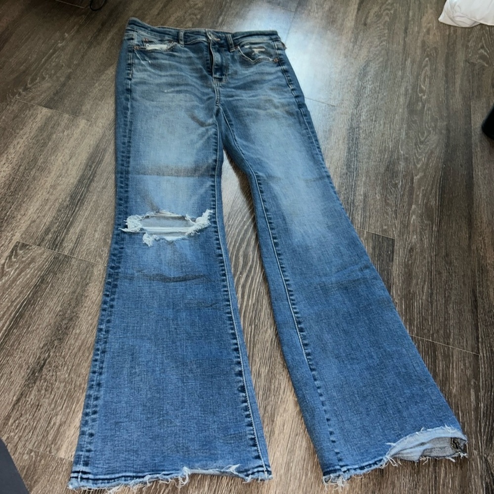 American eagle flared Jean